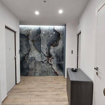 Bb Incentro Trani Bed & Breakfast Екстериор снимка