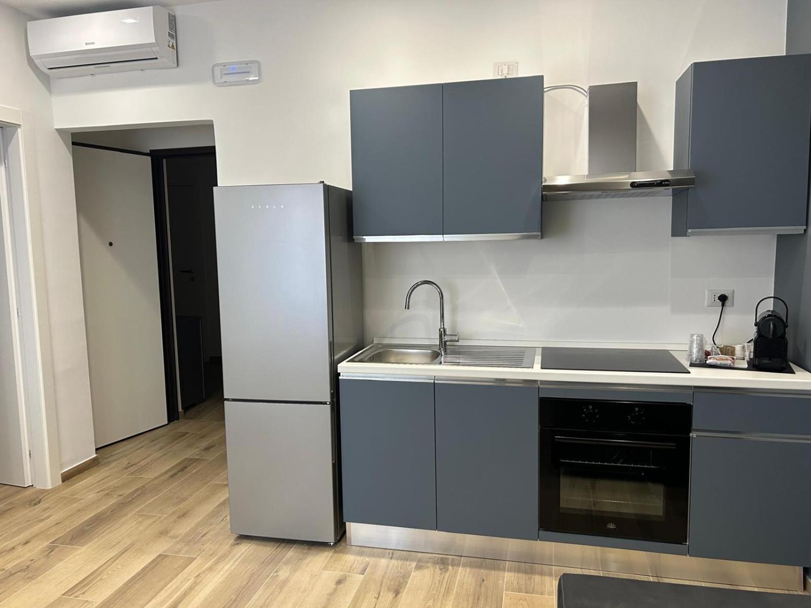 Bb Incentro Trani Bed & Breakfast Екстериор снимка
