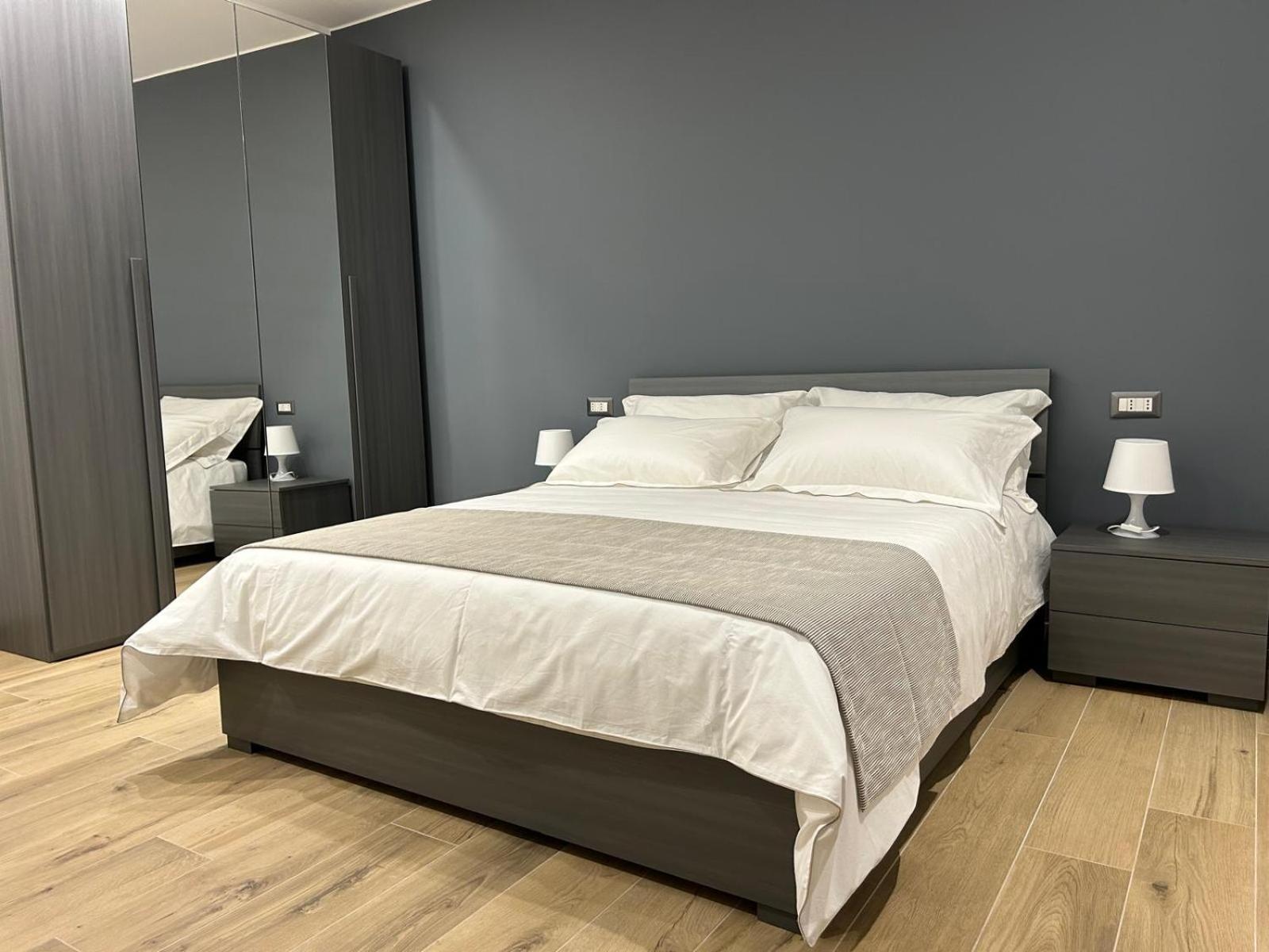 Bb Incentro Trani Bed & Breakfast Екстериор снимка